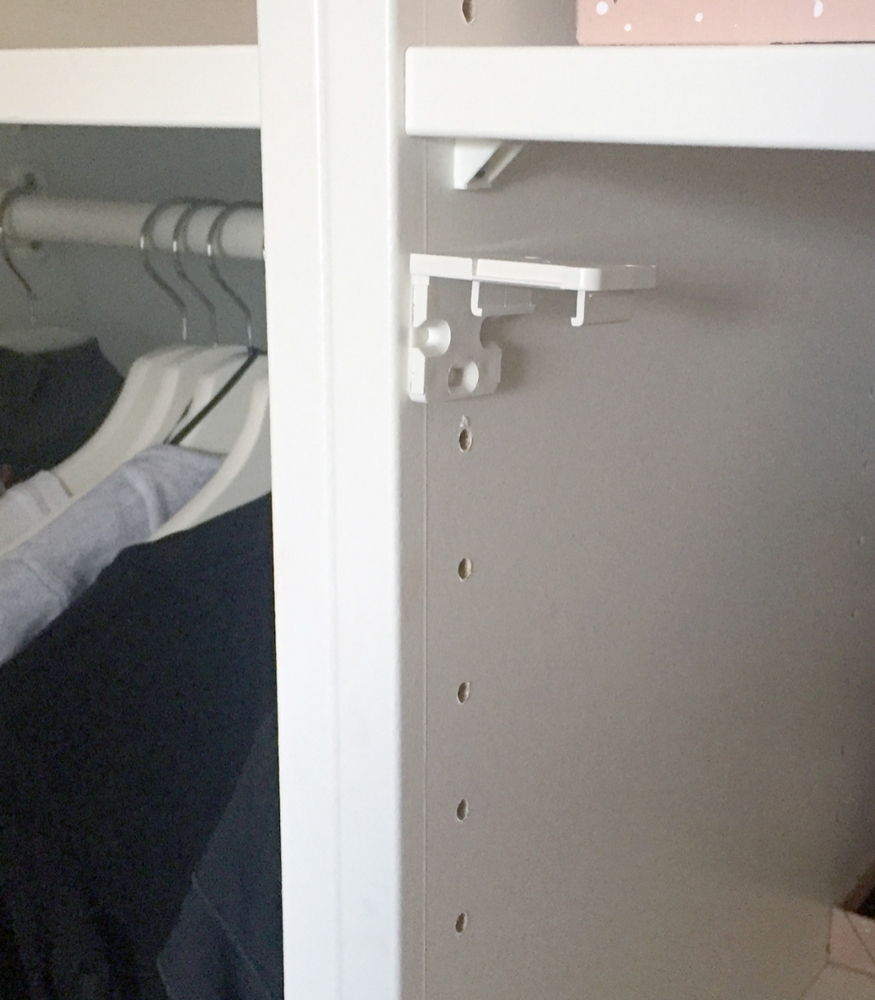 BabyDan Bebek ve &Ccedil;ocuklar İ&ccedil;in Mıknatıslı Dolap Kilidi // Beyaz