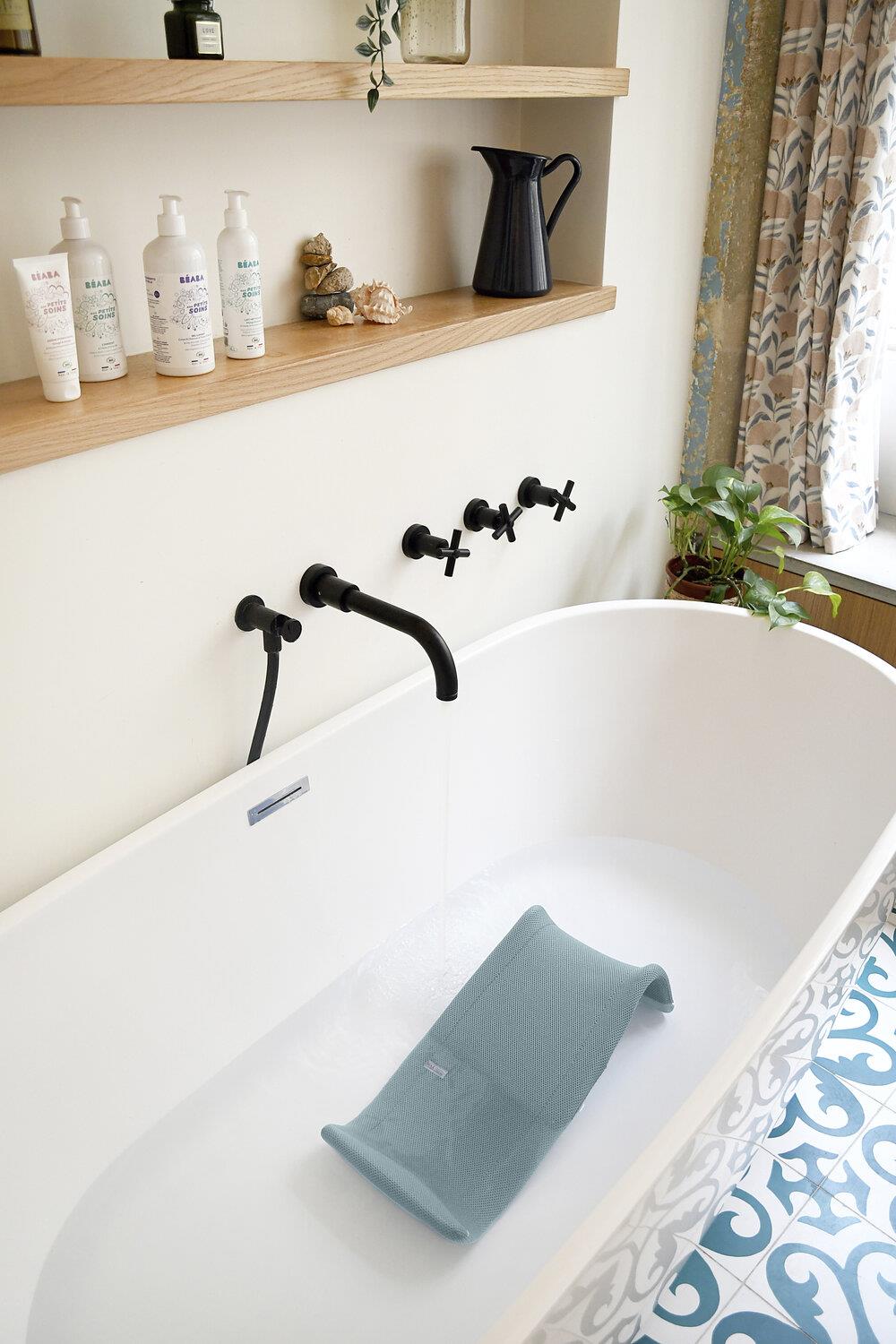 Beaba Kaydırmaz Küvet Aparatı // Mavi