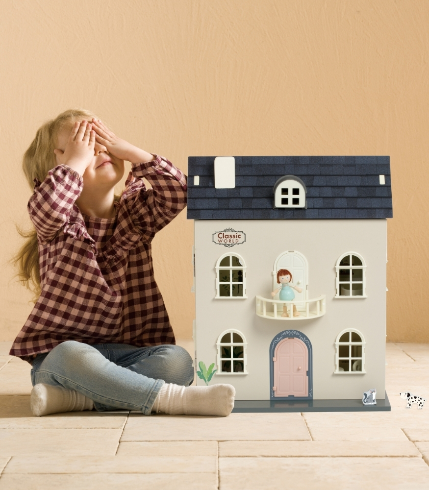 Classic World Ahşap Vintage Bebek Evi