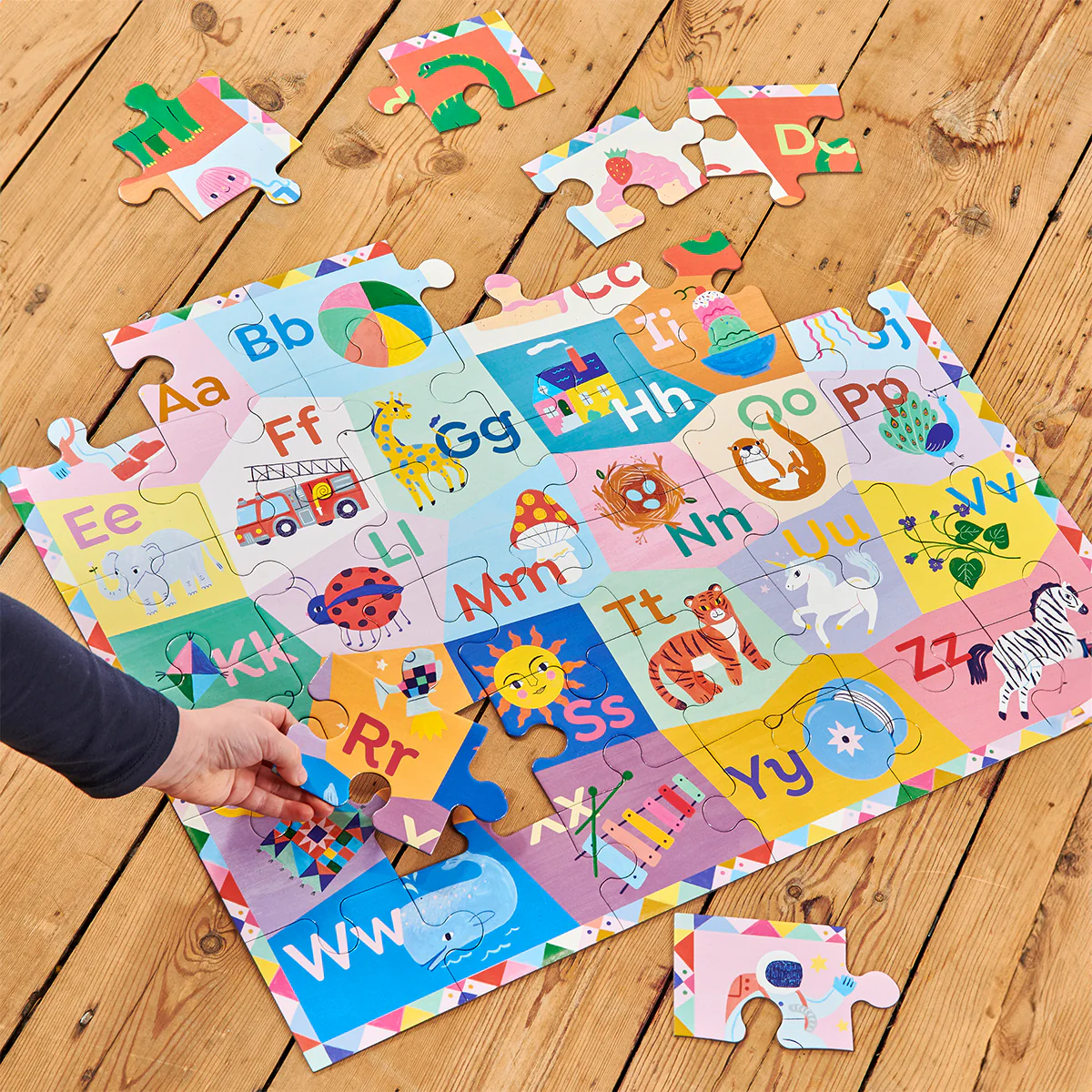 Eeboo B&uuml;y&uuml;k Yapboz // Alphabet (36 Par&ccedil;a)