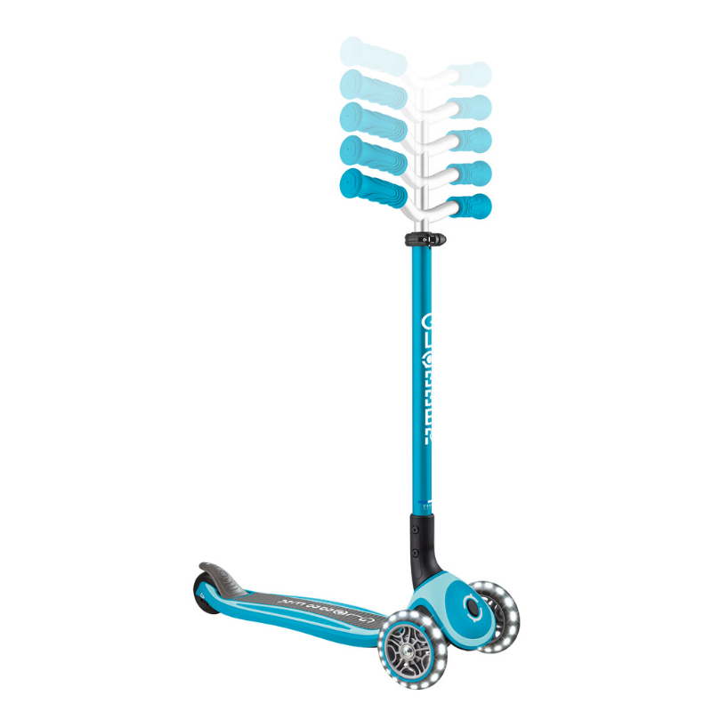 Globber Master Işıklı Katlanabilir Scooter // Okyanus Mavisi