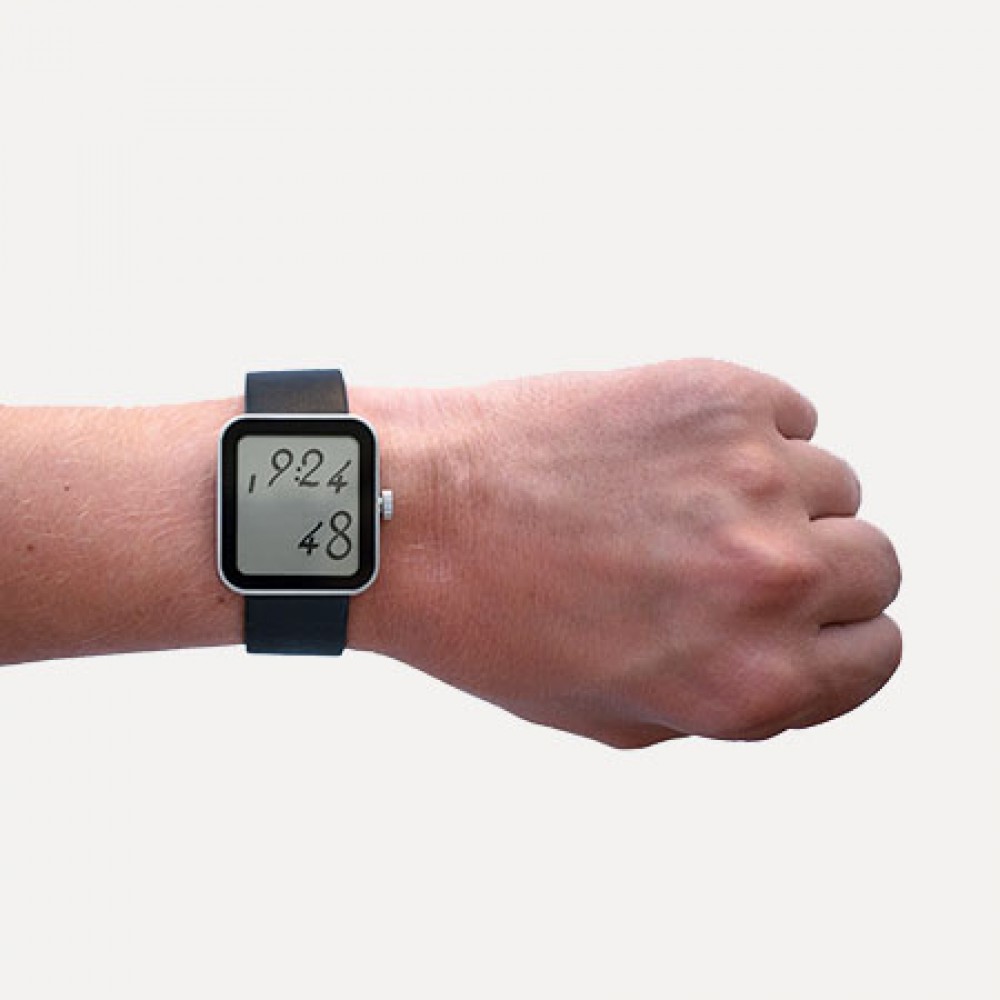 Lexon Script LCD Ekran Kol Saati // Silver