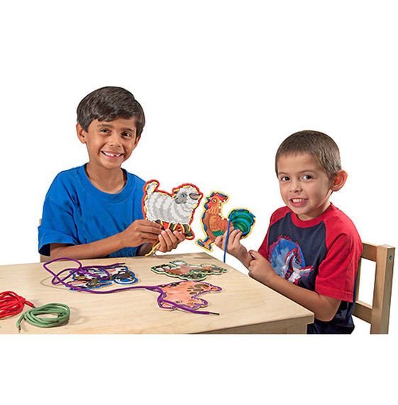 Melissa & Doug Ahşap İp Geçirme // Çiftlik Hayvanları