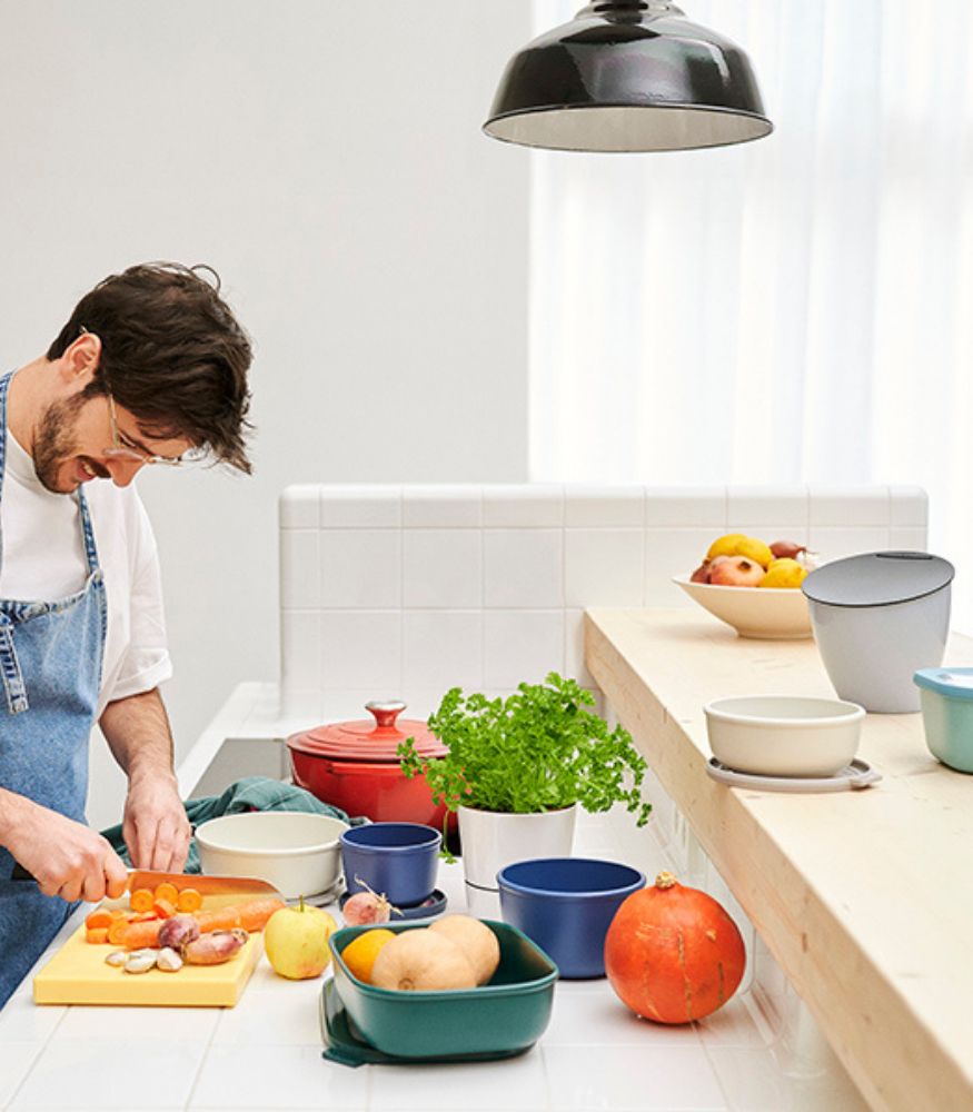 Mepal Cirqula Rectangular Multi Bowl (1500 ml) // Vivid Mauve