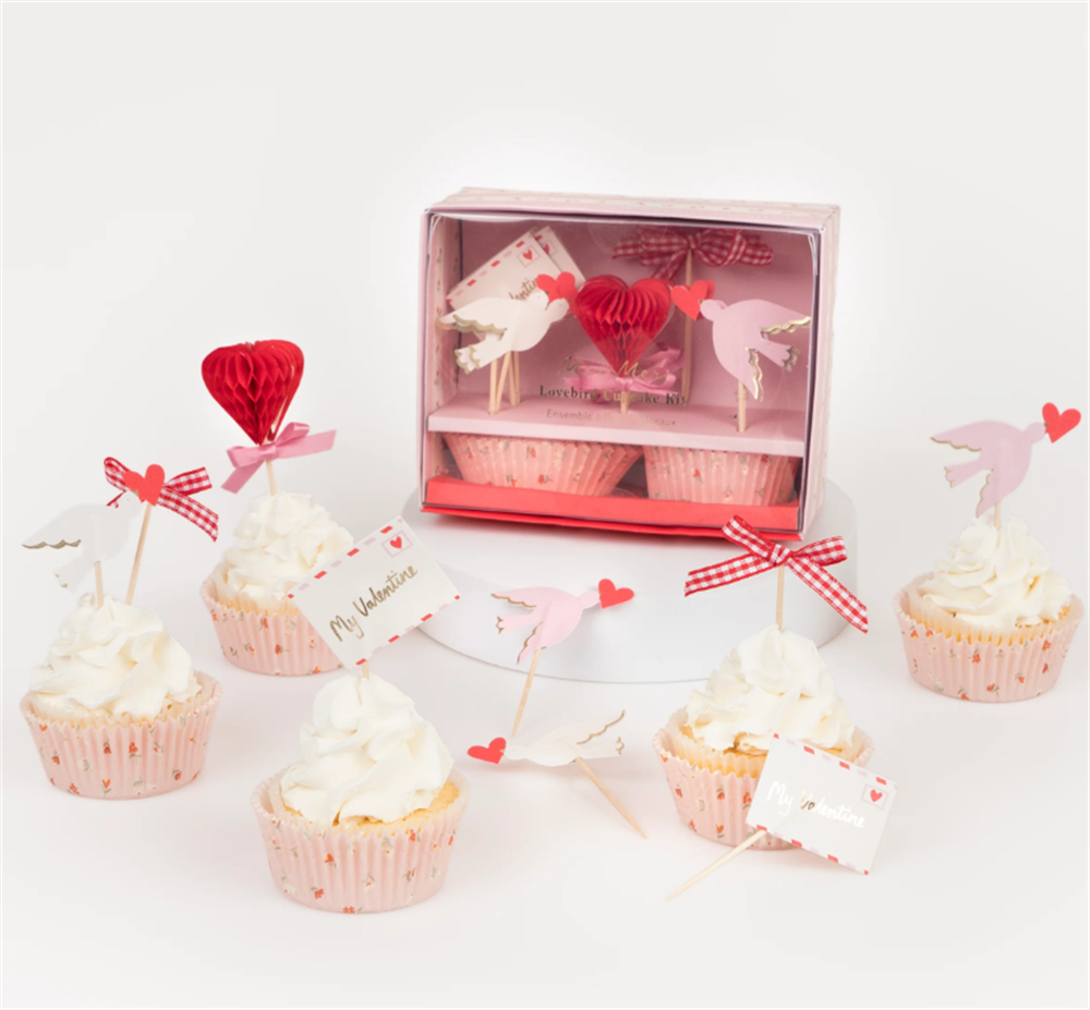 Meri Meri Cupcake Kit // Lovebird