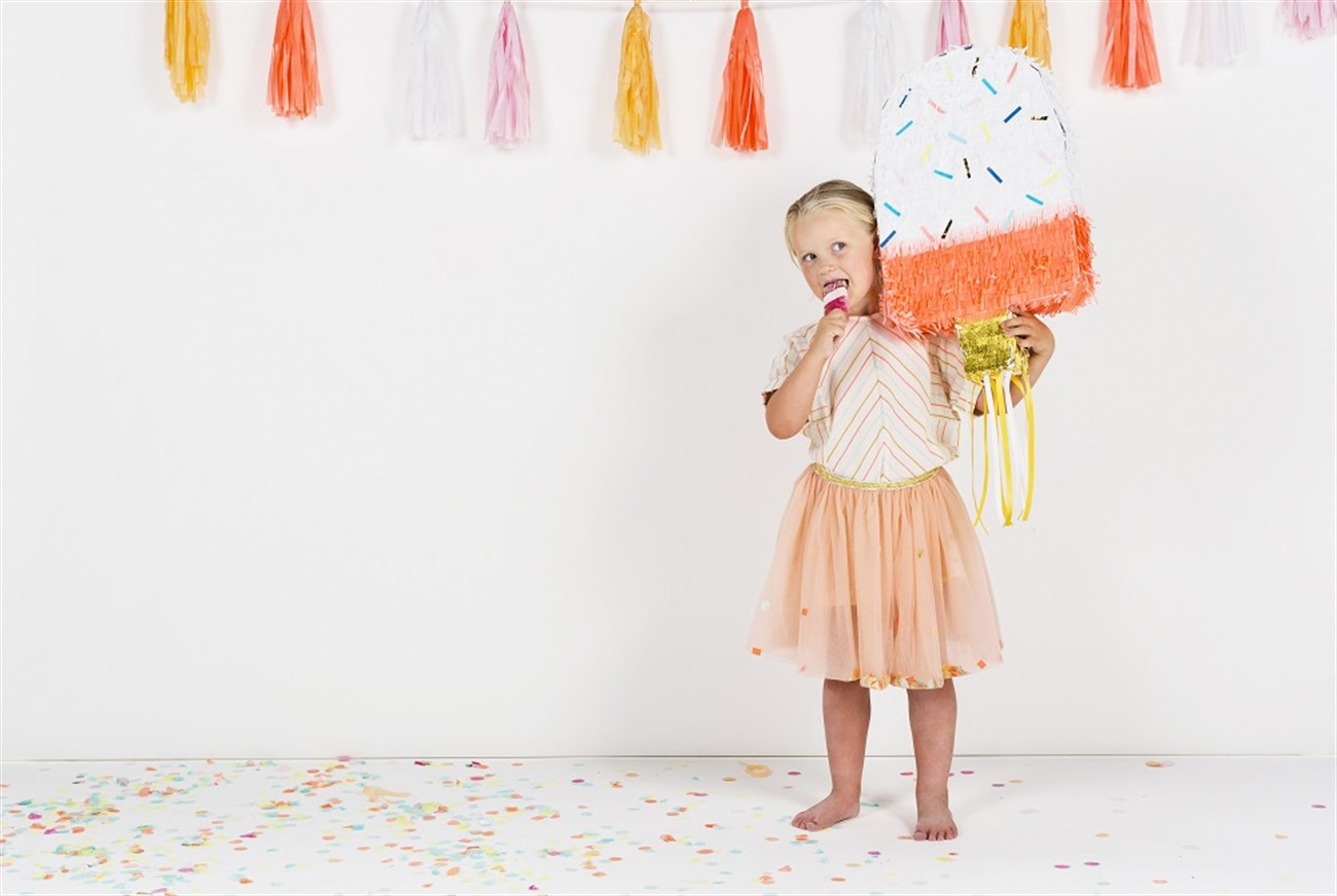 Meri Meri Pinyata // Dondurma