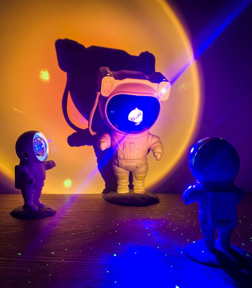 MOB Astronot Projeksiyon Gece Lambası // Turuncu