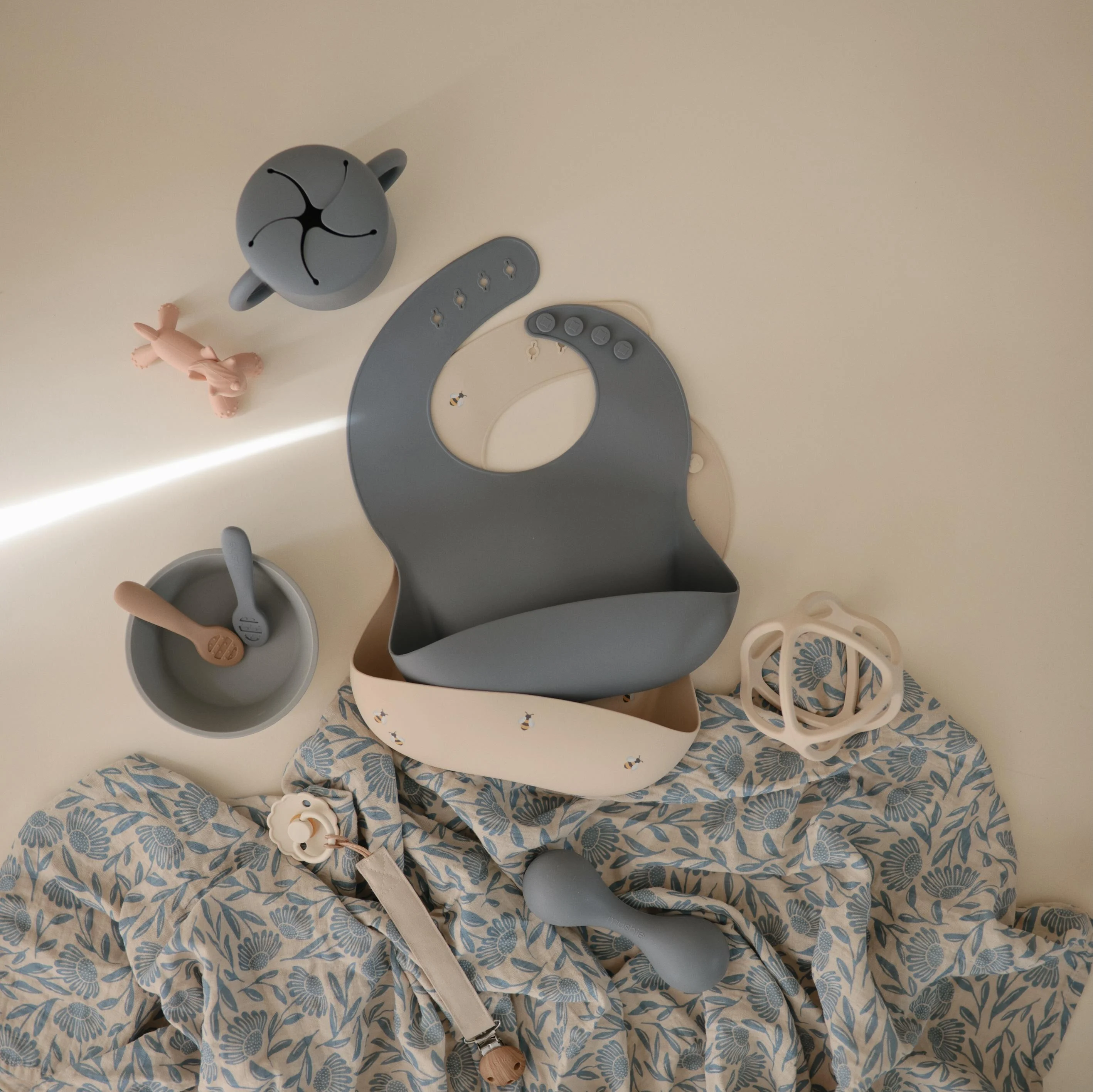 Mushie Organik Müslin Örtü // Blue Flowers