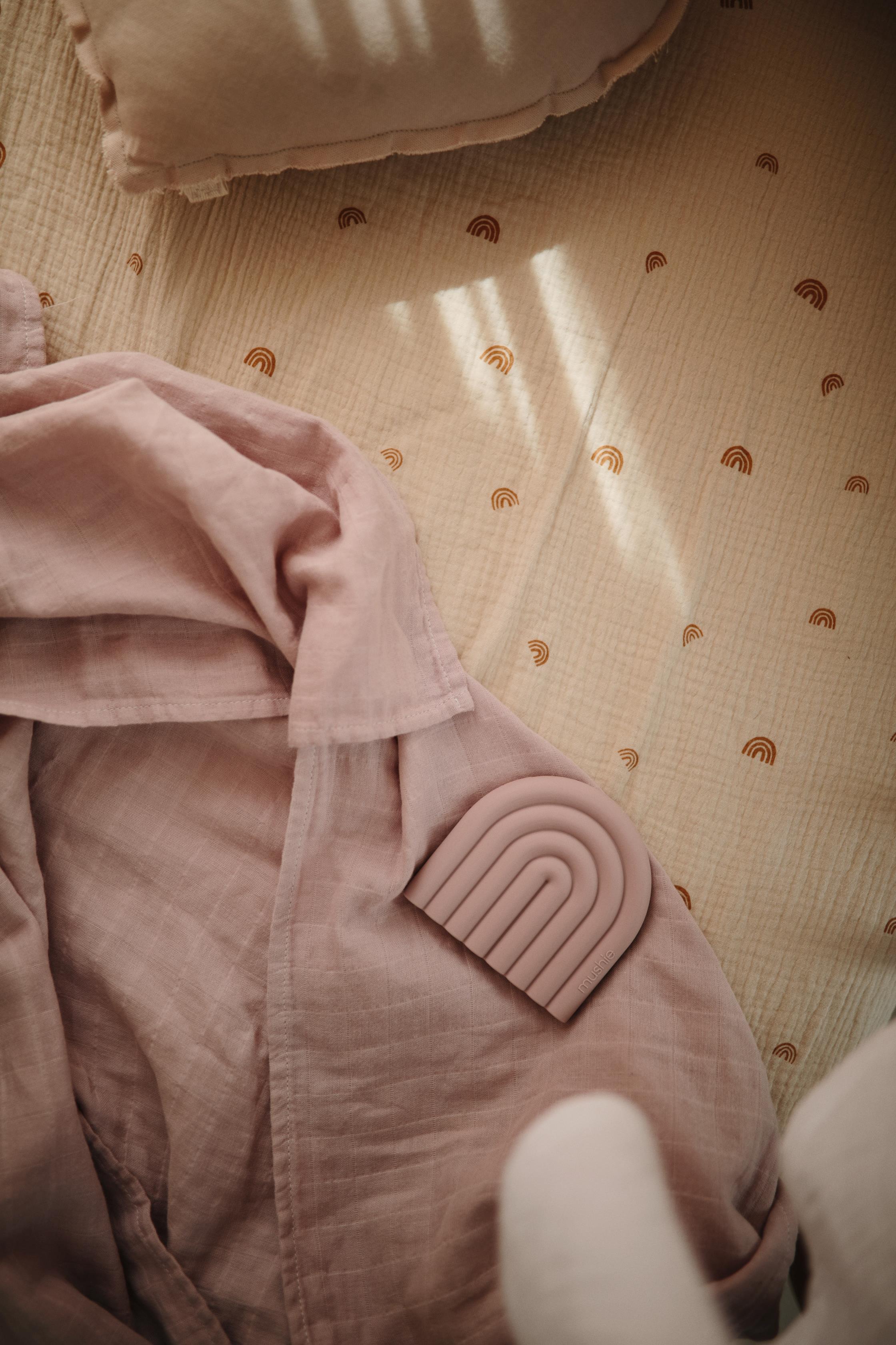 Mushie Organik Müslin Örtü // Rainbow