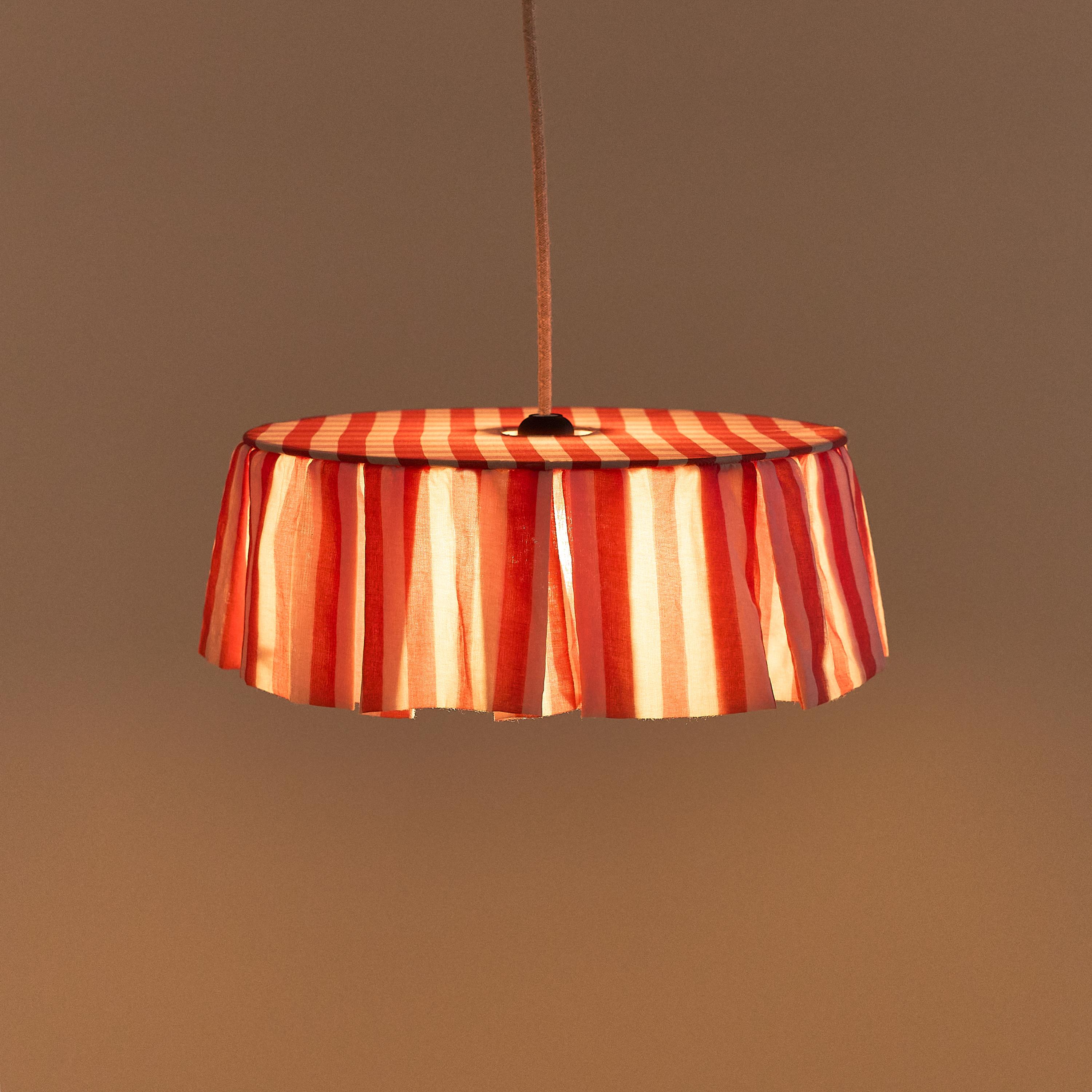 Nobodinoz Vibes Aydınlatma Şapkası (40 cm) // Red Stripes