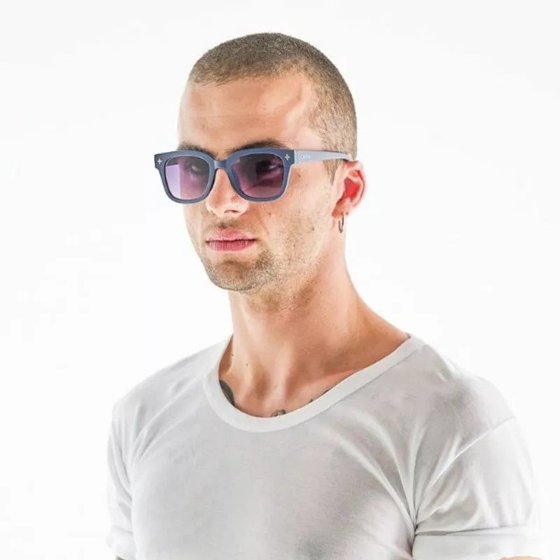 Okkia Giovanni G&uuml;neş G&ouml;zl&uuml;ğ&uuml; // Midnight