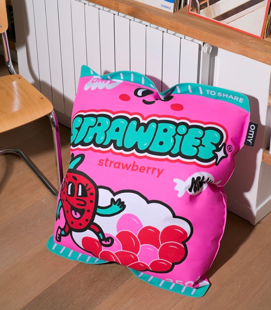 OMY Dev Şişme Minder // Strawbies