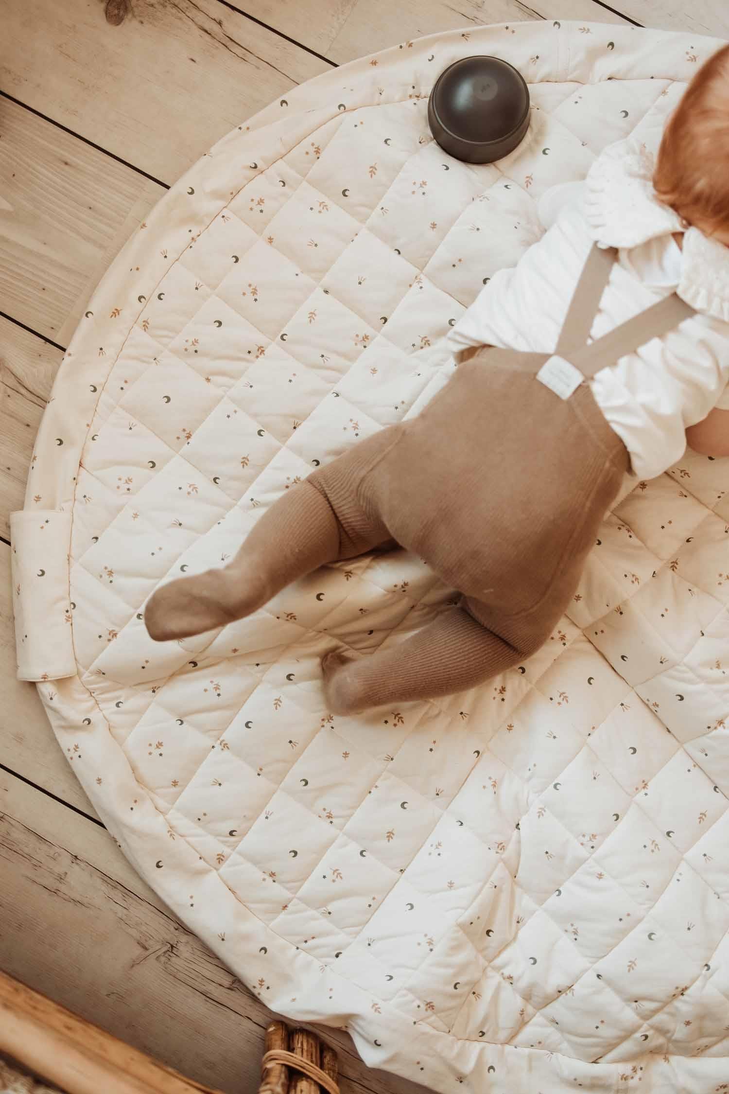 Play and Go Oyun Matı // Soft Organic Moon