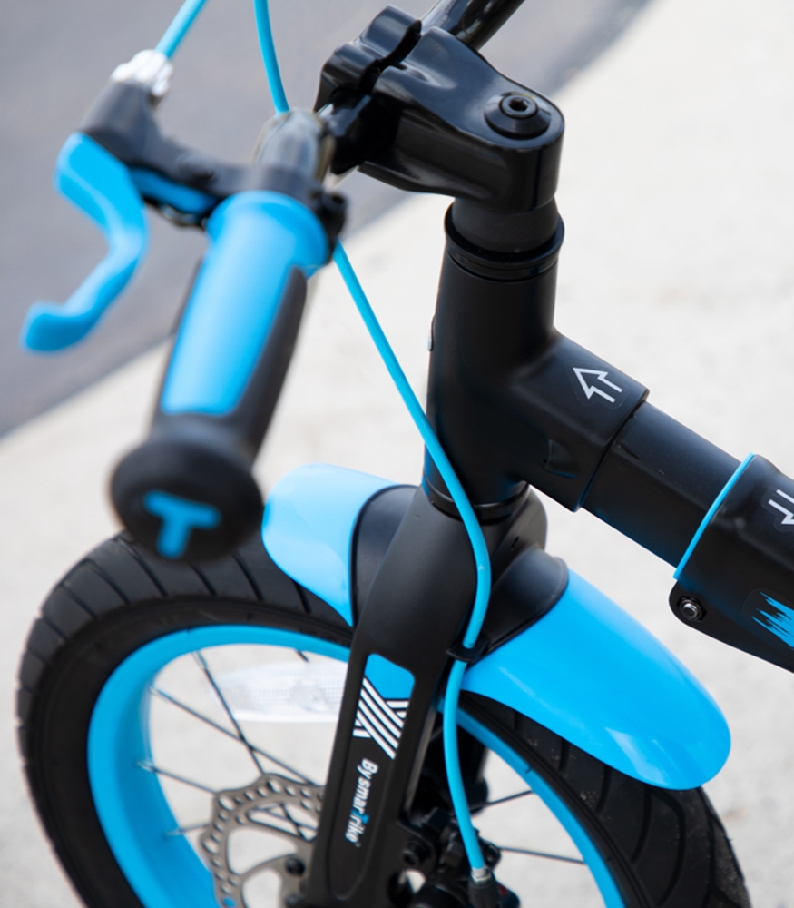 SmarTrike Xtend 3 Aşamalı B&uuml;y&uuml;yebilen &Ccedil;ocuk Bisikleti (3-7 Yaş) // Blue